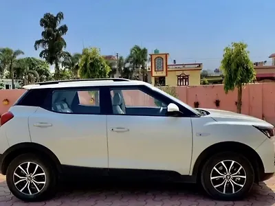 2020 Mahindra XUV300 W6 1.5 Diesel [2020] 1