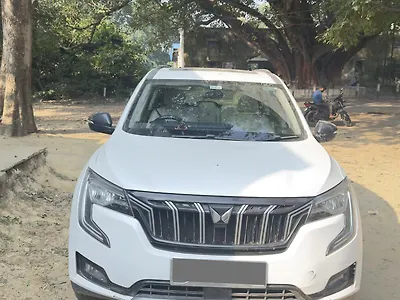 2023 Mahindra XUV700 AX 5 Diesel MT 7 STR [2021] 1