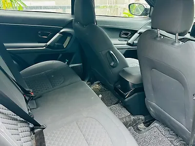 Second Hand Tata Safari Pure Plus S Dark Edition 7 STR in Pilibhit