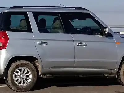 2016 महिंद्रा tuv300 t8 एमहॉक100 1