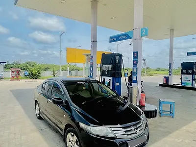 Second Hand Honda City 1.5 V MT in Koppal