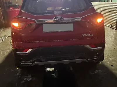 2022 Mahindra XUV300 W6 1.2 Petrol AMT [2021] 1