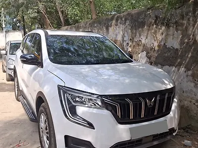 2024 Mahindra XUV700 AX5 Select 2WD Diesel 2.2L Turbo Manual 7 STR 1