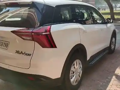 Second Hand महिंद्रा XUV700 MX पेट्रोल एमटी 5 सीटर (ईएसपी) [2023-2024] in अमृतसर