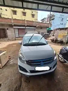 2018 मारुति सुज़ुकी अर्टिगा vdi 1.3 डीज़ल 1 2018 मारुति सुज़ुकी अर्टिगा vdi 1.3 डीज़ल 1