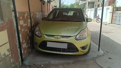 2010 Ford Figo Duratec Petrol LXI 1.2 1 2010 Ford Figo Duratec Petrol LXI 1.2 1