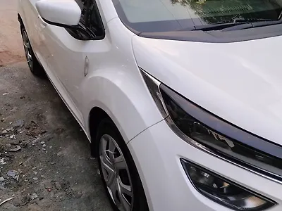 2021 Tata Altroz XT Luxe Petrol 1