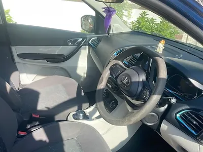 2021 Tata Tigor EV XZ Plus Dual Tone