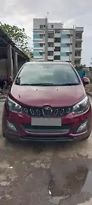 2020 Mahindra Marazzo M6 7 STR 1
