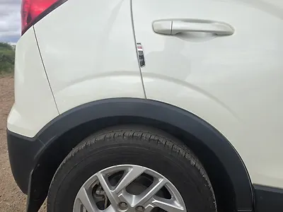 2022 Mahindra XUV300 W8 (O) 1.2 Petrol AMT