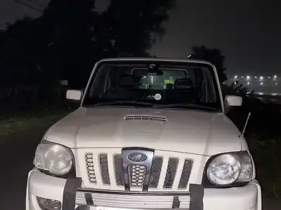 2013 महिंद्रा स्कॉर्पियो m2 डीआई 1