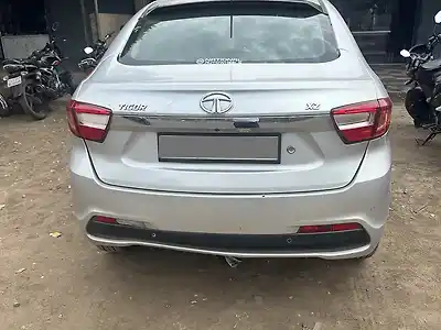 2017 टाटा टिगोर रेवोट्रॉन xz 1