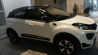 2018 Tata Nexon XM 1 2018 Tata Nexon XM 1