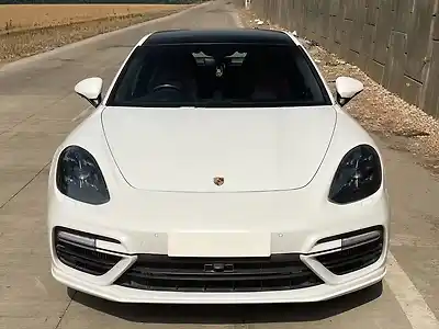 Second Hand पोर्शे पैनामेरा टर्बो in मुंबई