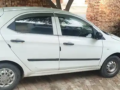 2019 टाटा टियागो रेवोट्रॉन xe 1