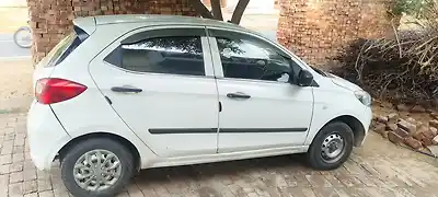 2019 टाटा टियागो रेवोट्रॉन xe 1 2019 टाटा टियागो रेवोट्रॉन xe 1