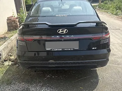 2025 Hyundai Verna SX Petrol 1.5L Automatic (CVT) 1