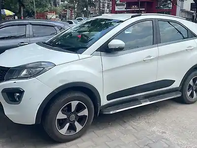 2019 टाटा नेक्सन xz 1