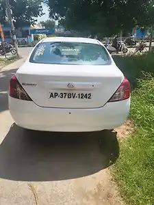 2013 निसान सनी स्पेशल इडिशन xv पेट्रोल 1