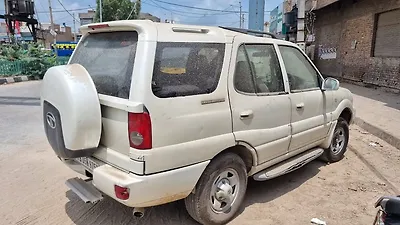 Second Hand Tata Safari 4x2 LX DiCOR 2.2 VTT in Ganganagar Second Hand Tata Safari 4x2 LX DiCOR 2.2 VTT in Ganganagar