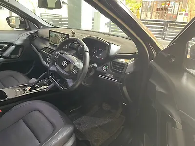 2023 Tata Harrier Fearless Plus Dark Edition AT