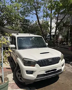 2017 Mahindra Scorpio S8 1 2017 Mahindra Scorpio S8 1
