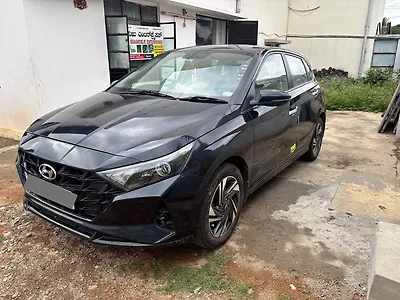 2023 Hyundai Elite i20 Era 1.2 MT 1