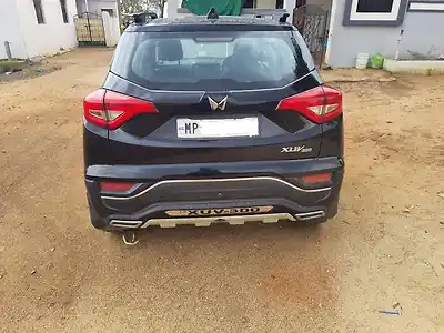 2023 महिंद्रा XUV300 w4 1.2 पेट्रोल 1 2023 महिंद्रा XUV300 w4 1.2 पेट्रोल 1