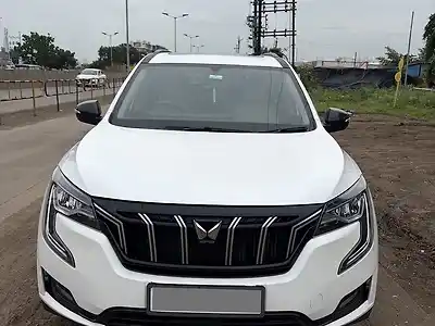 2025 महिंद्रा XUV700 AX5 डीज़ल एमटी 5 सीटर 1