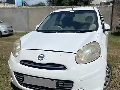 Second Hand निसान माइक्रा एक्सवी डीज़ल in अमरेली