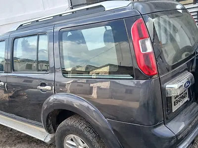 Second Hand Ford Endeavour 2.5L 4x2 in Gulbarga