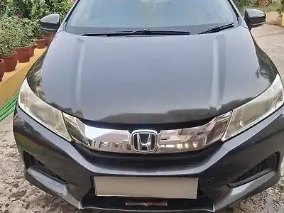 Second Hand होंडा सिटी SV डीज़ल in भुवनेश्वर