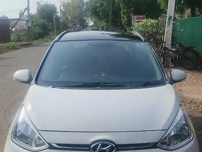2018 Hyundai Grand i10 Sportz 1.2 Kappa VTVT Dual Tone 1