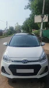 2018 Hyundai Grand i10 Sportz 1.2 Kappa VTVT Dual Tone 1 2018 Hyundai Grand i10 Sportz 1.2 Kappa VTVT Dual Tone 1