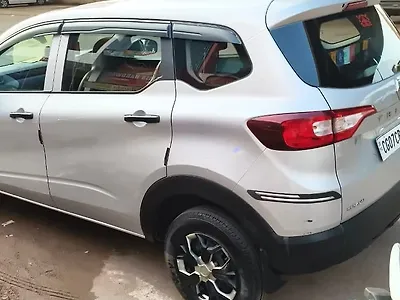 Second Hand Renault Triber RXE in Durg