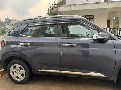 2022 हुंडई वेन्यू e 1.2 पेट्रोल 1