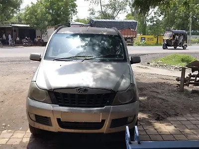 Second Hand Mahindra Quanto C8 in Bharuch