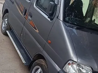 Second Hand Maruti Suzuki Eeco 5 STR AC CNG [2022-2023] in Rajkot