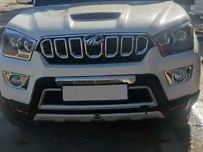 2020 महिंद्रा स्कॉर्पियो S11 Diesel Manual 1