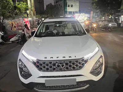 2021 Tata Safari XZA Plus 1