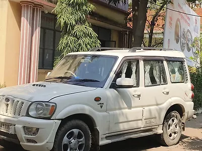 2009 Mahindra Scorpio SLE 2.6 CRDe 1