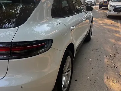 2022 Porsche Macan Base