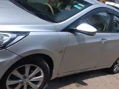 2012 हुंडई वरना फ़्लूइडिक 1.6 crdi sx ऑप्शनल ऑटोमैटिक 1