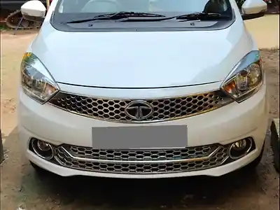 2016 टाटा टियागो रेवोट्रॉन xz 1