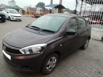 Second Hand Tata Tigor Revotron XM in Dhanbad