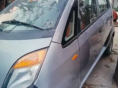 Second Hand टाटा नैनो cx स्पेशल इडिशन in दिल्ली