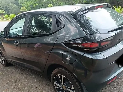 2020 Tata Altroz XZ Urban Petrol 1