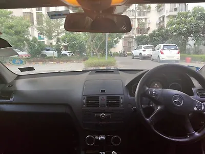 2010 Mercedes-Benz 200 Petrol 1