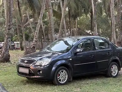 Second Hand फ़ोर्ड फिएस्टा टाइटेनियम+ डीज़ल [2011-2014] in थ्रिस्सूर