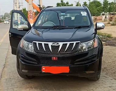 Second Hand Mahindra XUV500 W8 in Fatehabad Second Hand Mahindra XUV500 W8 in Fatehabad